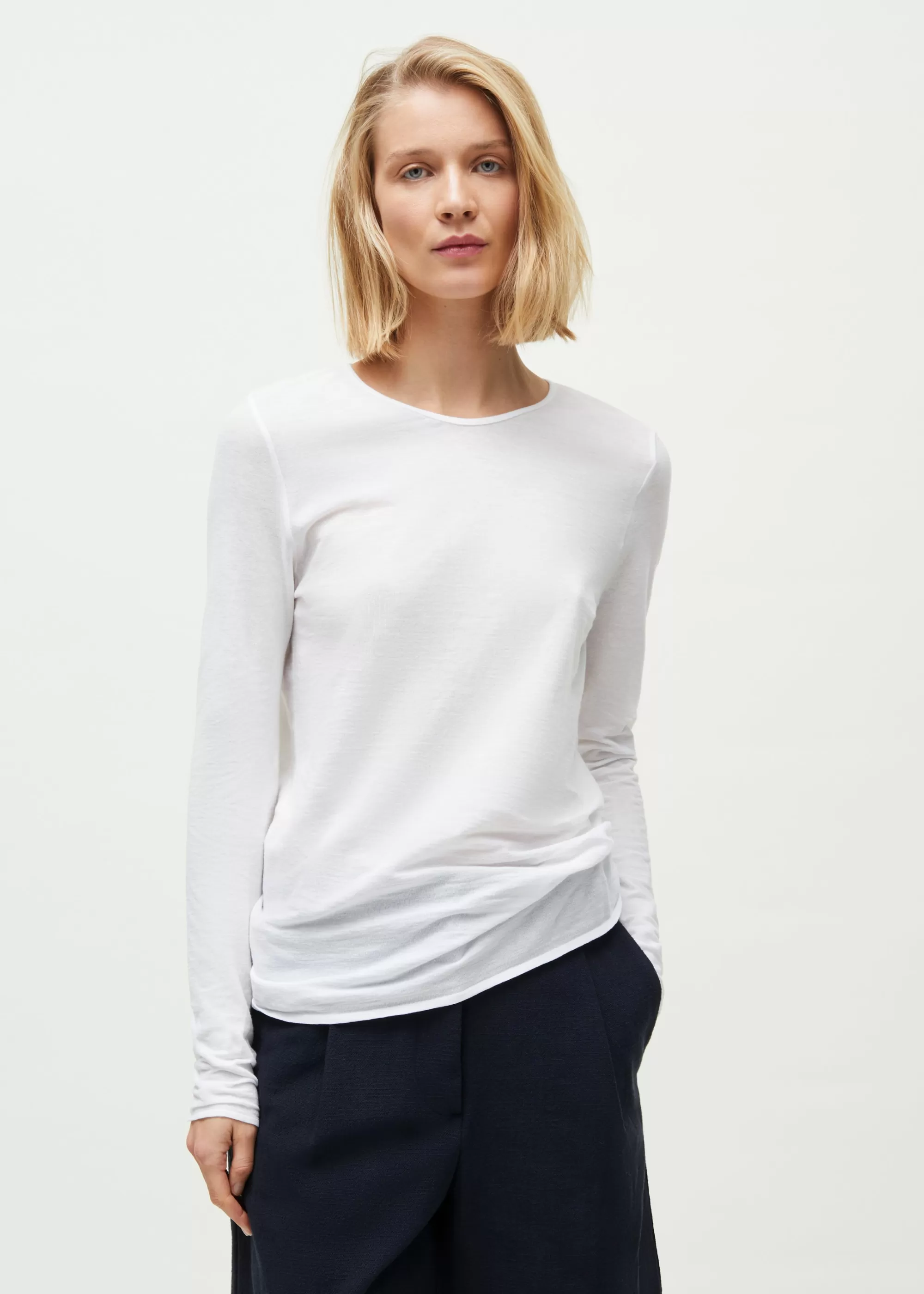 Aiayu Bluser^Gentle cashmere long sleeve White