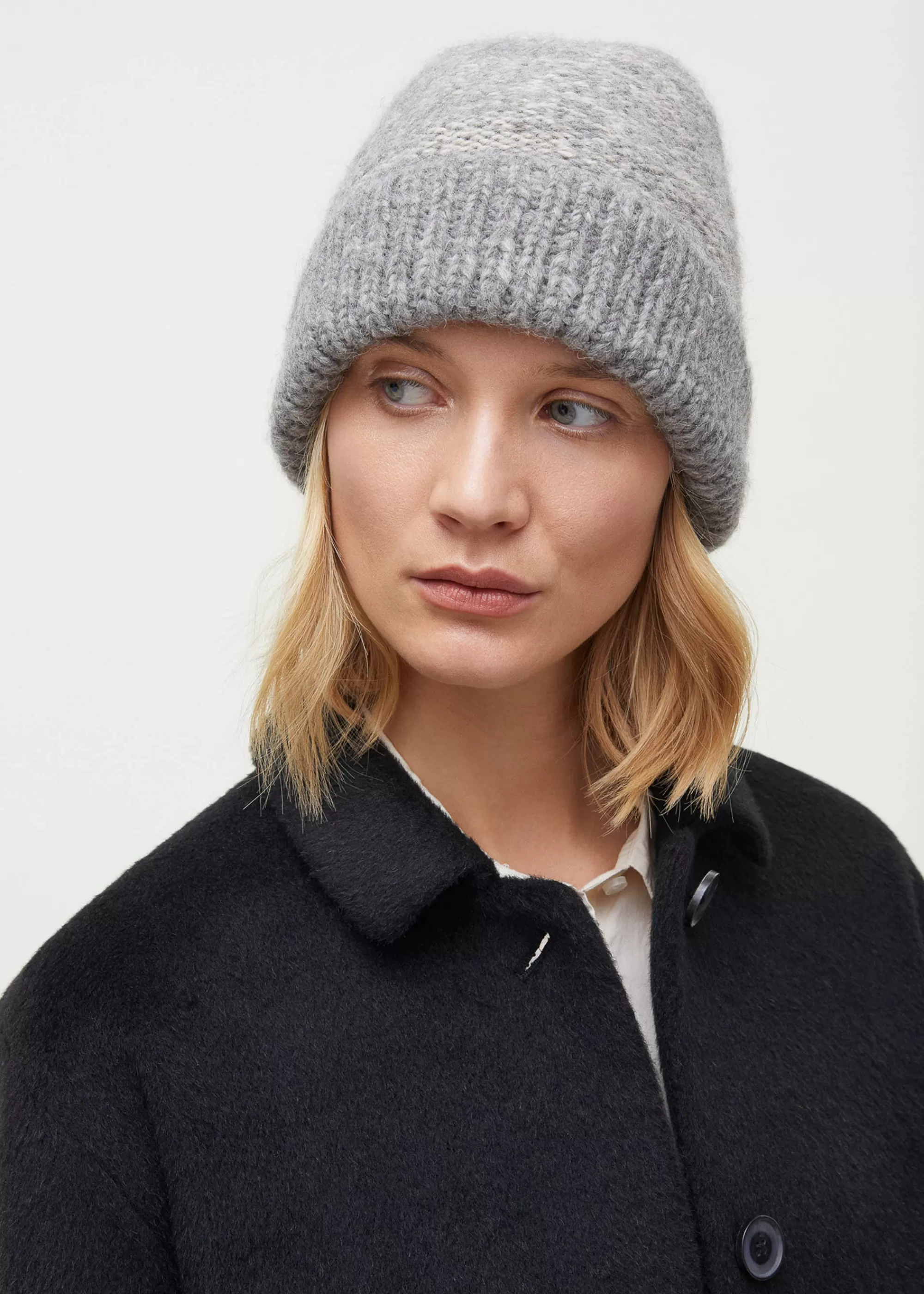 Aiayu Huer & Vanter^Hela wool beanie MixGrey